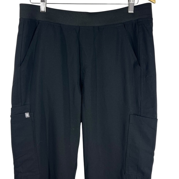 FIGS Technical Collection Men's Axim Cargo Black Elastic/Drawstring Scrub Pants - Picture 3 of 9